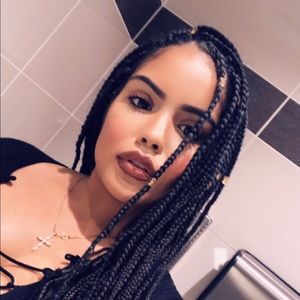 Meet your Posher, Lynette